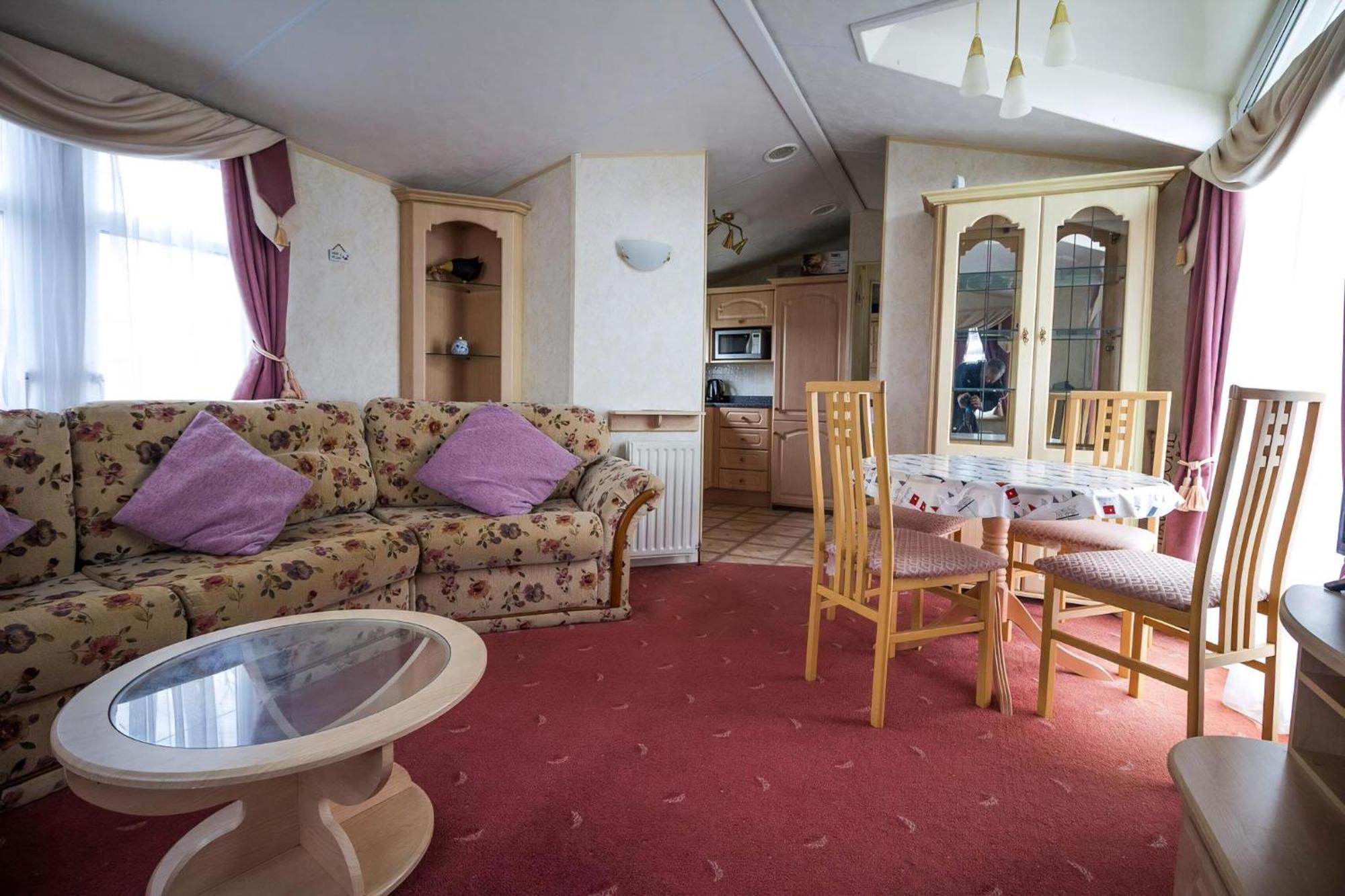 Brilliant Caravan For Hire At Manor Park In Hunstanton Norfolk Ref 23176K Hotel Kültér fotó